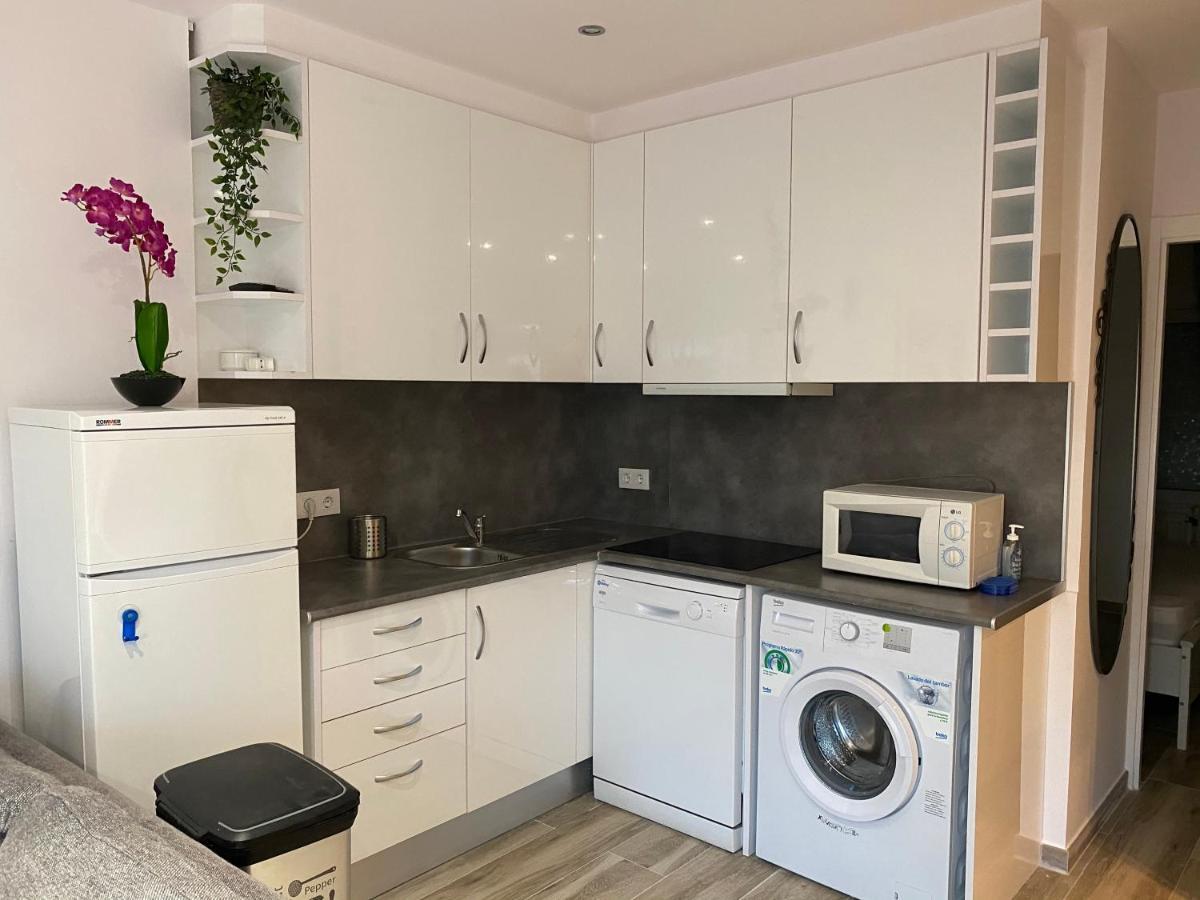 דירות אמפוריבראבה Casa Pani מראה חיצוני תמונה